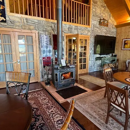 Elkwood Manor Bed & Breakfast-2